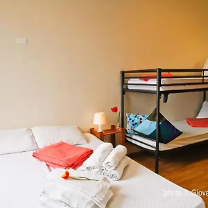Hostal Peace - Casa Della Pace, Menaggio